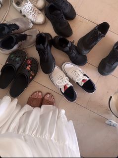 Gülben Ergen feet photo 1