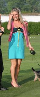 Gülcan Kamps feet photo thumbnail