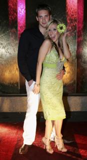 Gülcan Kamps feet photo thumbnail