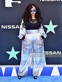 H.E.R. feet photo 19