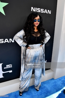 H.E.R. feet photo 17