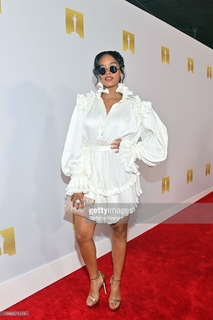 H.E.R. feet photo 9