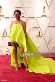 H.E.R. feet photo 16