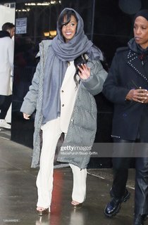 H.E.R. feet photo 12