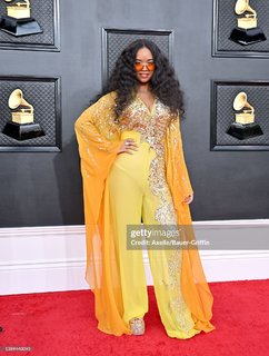 H.E.R. feet photo 13