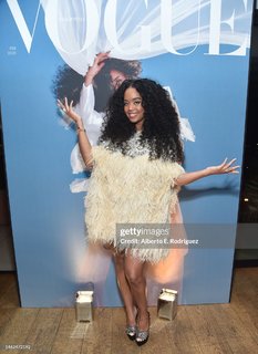 H.E.R. feet photo 20