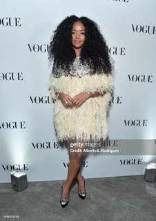 H.E.R. feet photo 19