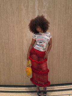 H.E.R. feet photo 3