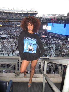 H.E.R. feet photo 8