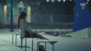 Ha Ji-Won feet photo 7