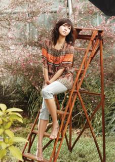 Ha Ji-Won feet photo 10