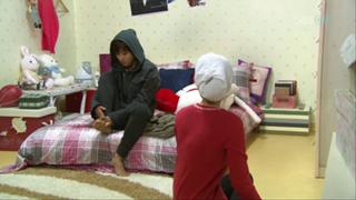 Ha Ji-Won feet photo 3