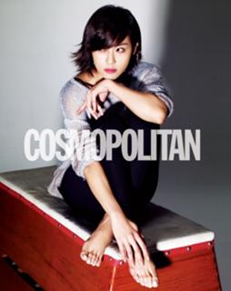Ha Ji-Won feet photo 19