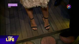 Hadise feet photo thumbnail