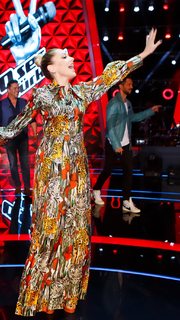 Hadise feet photo thumbnail