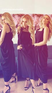 Hadise feet photo thumbnail