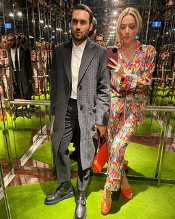 Hadise feet photo thumbnail