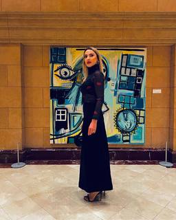 Hadise feet photo thumbnail