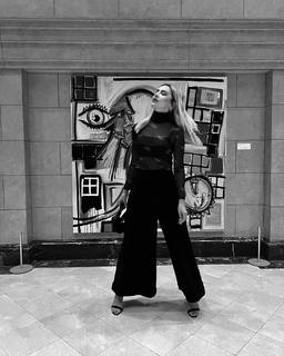 Hadise feet photo thumbnail