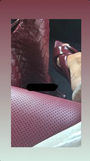 Hadise feet photo thumbnail