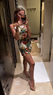 Hadise feet photo 16