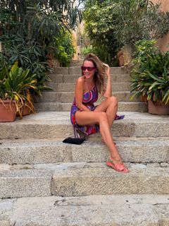 Hadise feet photo 14