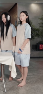 Hae-rin Kang feet photo thumbnail