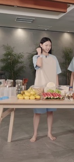 Hae-rin Kang feet photo thumbnail