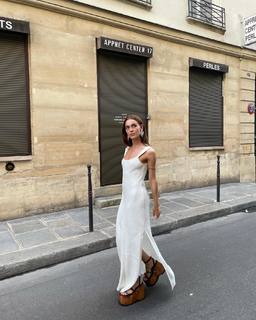 Hafsanur Sancaktutan feet photo thumbnail