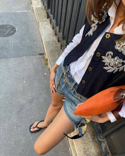 Hafsanur Sancaktutan feet photo thumbnail