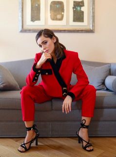 Hafsanur Sancaktutan feet photo thumbnail