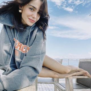 Hafsanur Sancaktutan feet photo thumbnail