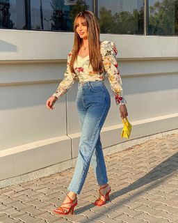 Haifa Hassony feet photo 8