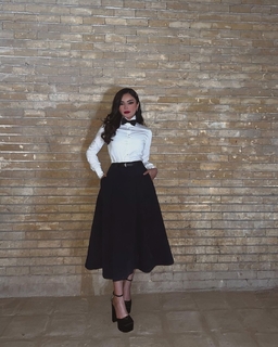 Haifa Hassony feet photo 17