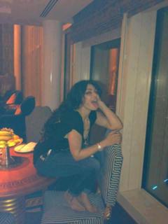 Haifa Wehbe feet photo thumbnail