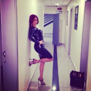 Haifa Wehbe feet photo thumbnail