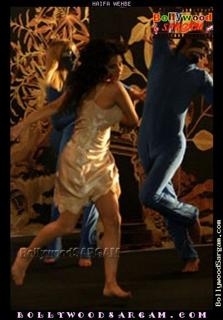 Haifa Wehbe feet photo thumbnail