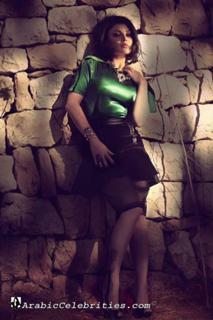 Haifa Wehbe feet photo thumbnail