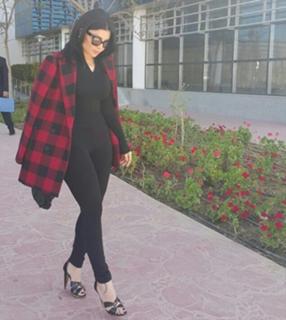 Haifa Wehbe feet photo thumbnail