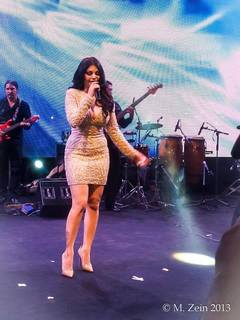 Haifa Wehbe feet photo thumbnail