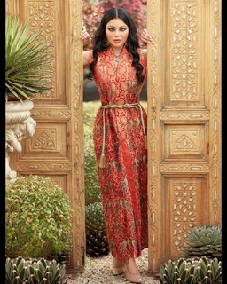 Haifa Wehbe feet photo thumbnail