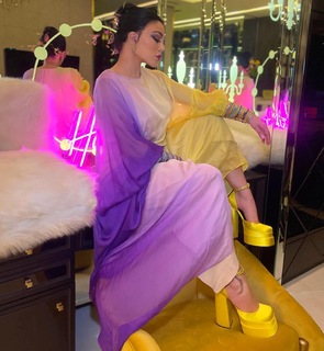 Haifa Wehbe feet photo thumbnail