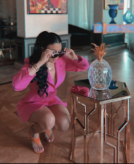 Haifa Wehbe feet photo thumbnail