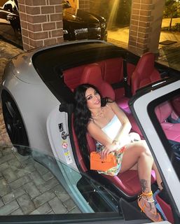 Haifa Wehbe feet photo thumbnail