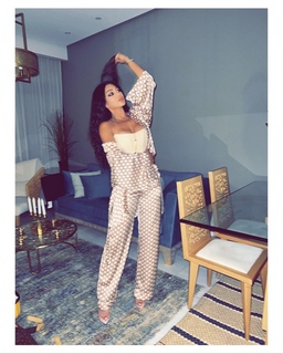 Haifa Wehbe feet photo thumbnail