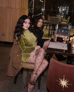 Haifa Wehbe feet photo thumbnail