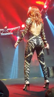 Haifa Wehbe feet photo thumbnail