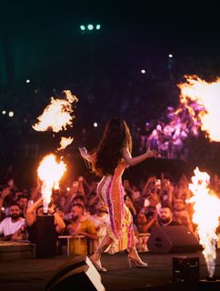 Haifa Wehbe feet photo thumbnail