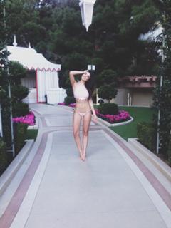 Hailee Keanna Lautenbach feet photo 2