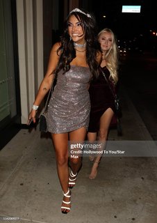 Hailee Keanna Lautenbach feet photo 5